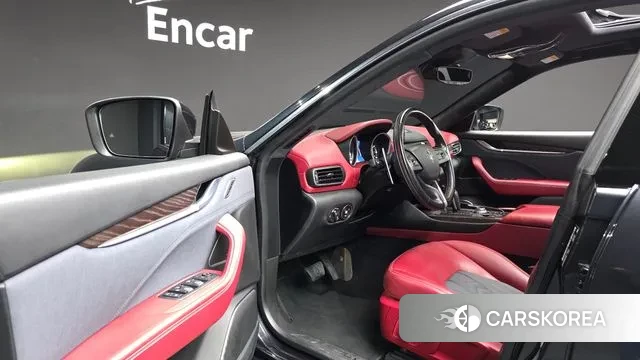 Maserati Levante 2020 Серый из Кореи, фото 2