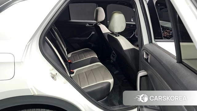 Volkswagen T-Roc 2021 Белый из Кореи, фото 2