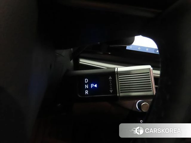 Hyundai Grandeur Hybrid (GN7) 2023 Белый из Кореи, фото 2