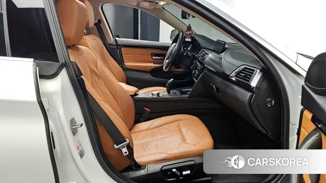 BMW 4 Series (F32) 2018 Белый из Кореи, фото 2