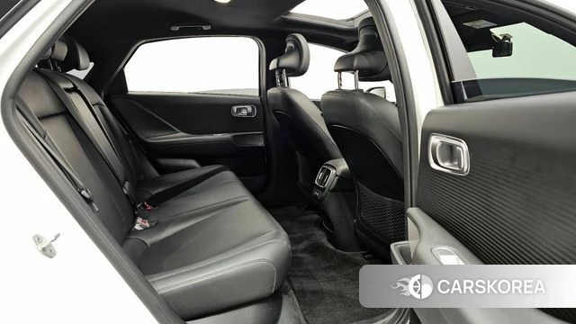 Hyundai Ionic 6 2022 Белый из Кореи, фото 2