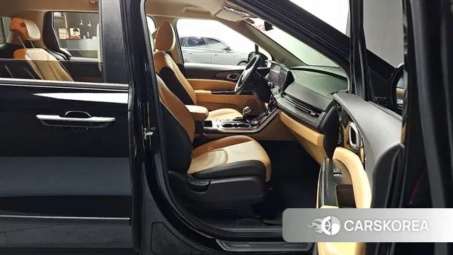 Kia Carnival 4th generation 2023 Черный из Кореи, фото 2