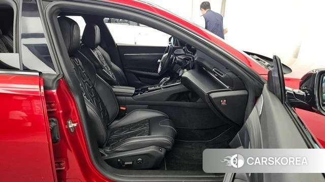 Peugeot 508 second Generation 2019 Красный из Кореи, фото 2
