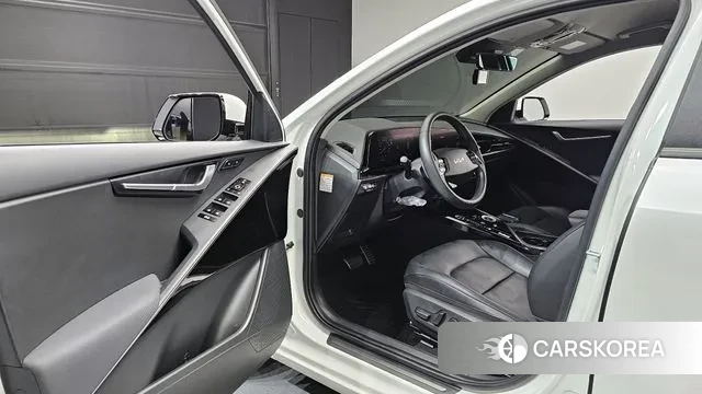 Kia Di Ol Nu Niro 2022 Белый из Кореи, фото 2