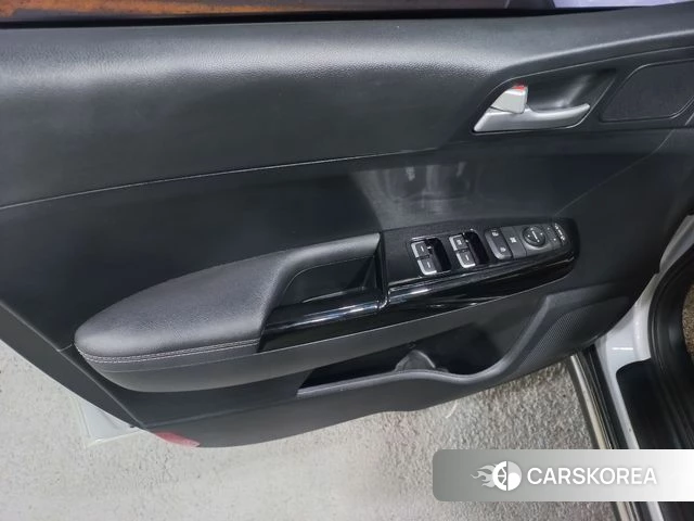 Kia Sportage The Bold 2020 Серебряный из Кореи, фото 2