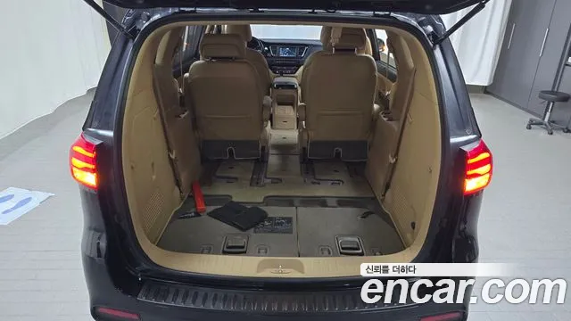 Kia The New Carnival 2018 Черный из Кореи, фото 2