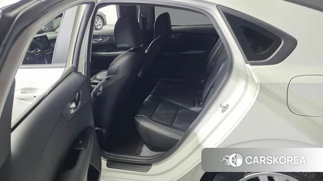 Kia Come New K3 2021 Белый из Кореи, фото 2