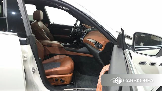 Maserati Levante 2020 Белый из Кореи, фото 2