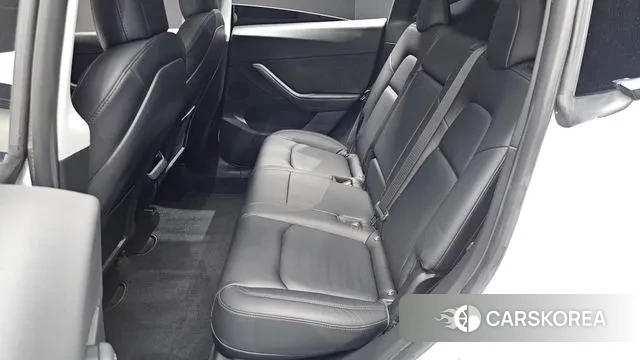 Tesla Model Y 2021 Белый из Кореи, фото 2