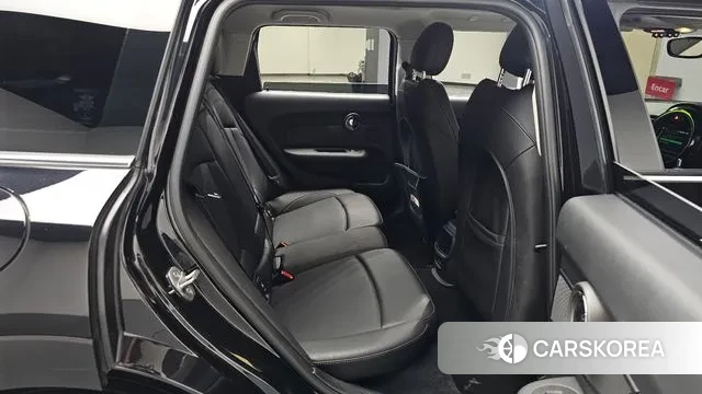 Mini Cooper D Clubman 2019 Черный из Кореи, фото 2