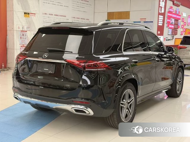 Mercedes-Benz GLE (import) 2023 Черный из Китая, фото 2