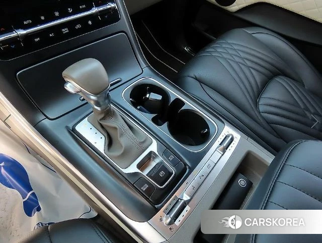 Kia Carnival 4th generation 2023 Белый из Кореи, фото 2