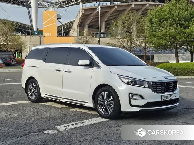 Kia The New Carnival 2019 Белый из Кореи, фото 2
