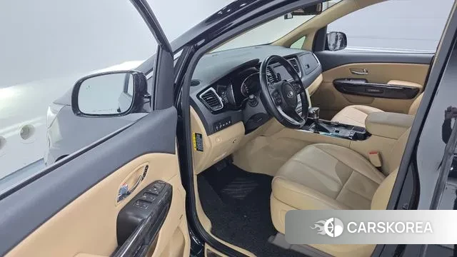 Kia The New Carnival 2018 Черный из Кореи, фото 2