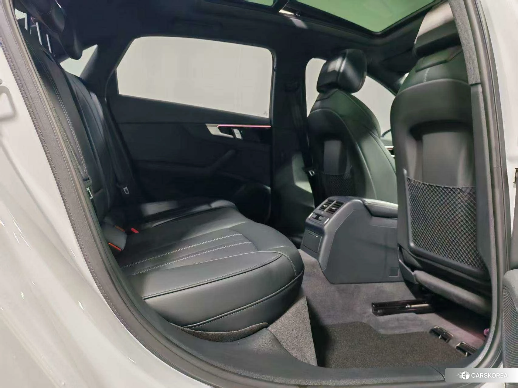 Audi A4L 2023 Белый из Китая, фото 2
