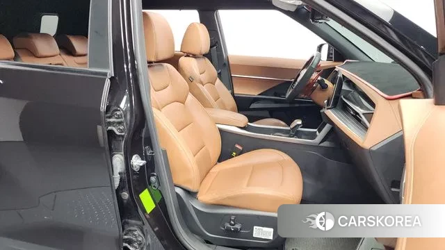 Ssangyong Torres 2022 Черный из Кореи, фото 2