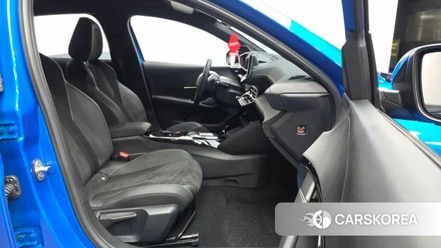 Peugeot e-208 second Generation 2023 Синий из Кореи, фото 2