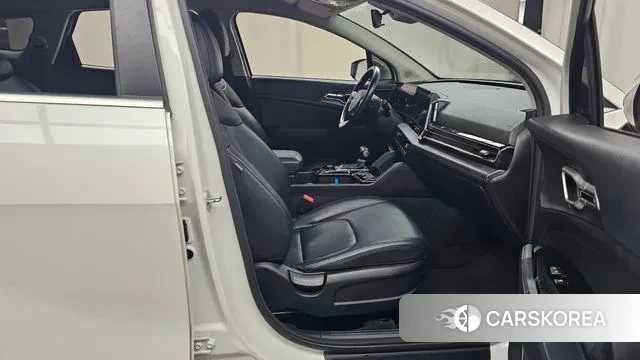 Kia Sportage 5th Generation 2022 Белый из Кореи, фото 2