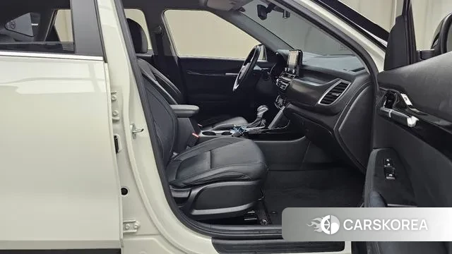 Kia Seltos 2021 Белый из Кореи, фото 2