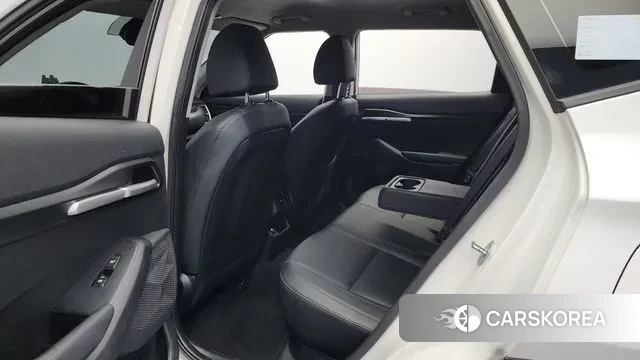 Kia Seltos 2021 Белый из Кореи, фото 2