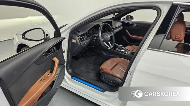 Audi A4 (B9) 2023 Белый из Кореи, фото 2