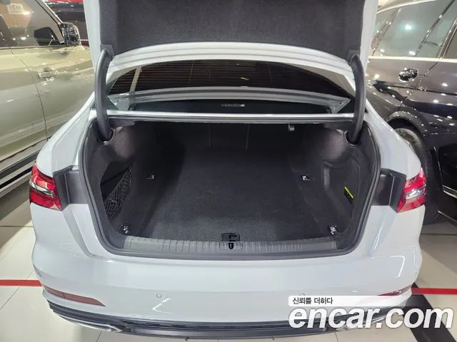 Audi A6 (C8) id 2668761 из Кореи 2