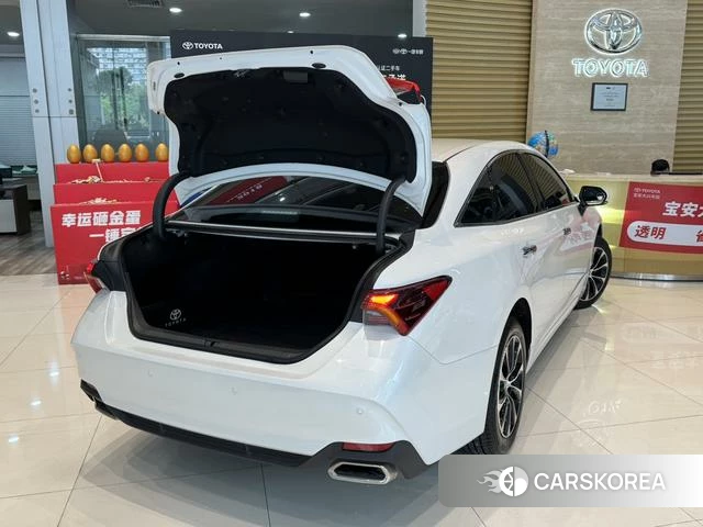 Toyota Asian dragon 2023 Белый из Китая, фото 2