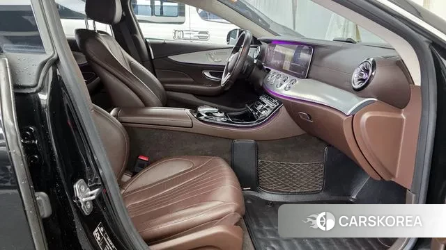 Mercedes-Benz CLS-Class C257 2018 Черный из Кореи, фото 2