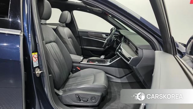 Audi A6 (C8) 2022 Синий из Кореи, фото 2