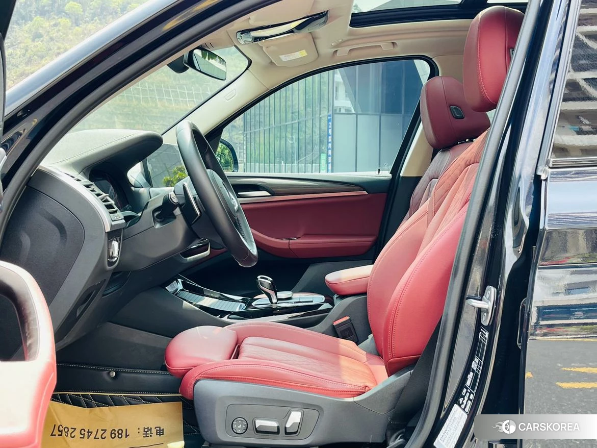 BMW X3 2021 Черный из Китая, фото 2