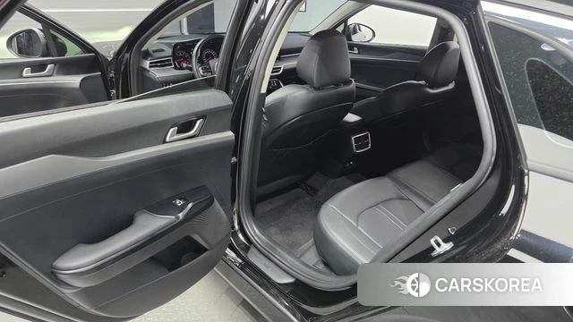 Kia K5 3rd generation 2021 Черный из Кореи, фото 2