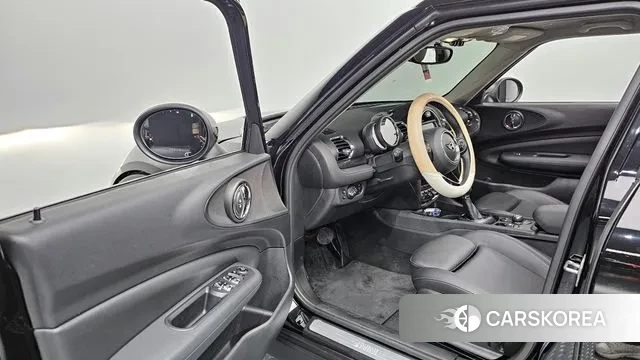 Mini Cooper Clubman 2018 Черный из Кореи, фото 2