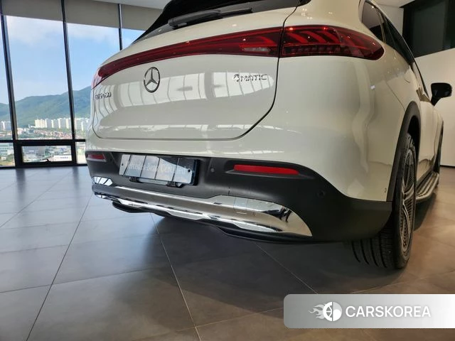 Mercedes-Benz EQS SUV X296 2023 Белый из Кореи, фото 2