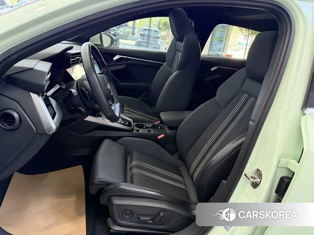 Audi A3 2023 Зеленый из Китая, фото 2