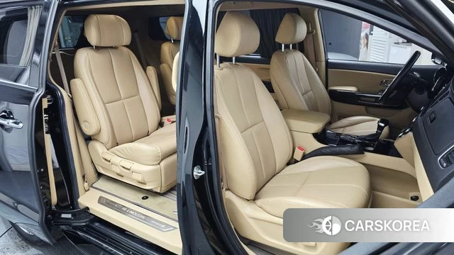 Kia The New Carnival 2019 Черный из Кореи, фото 2
