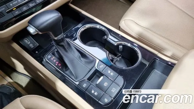 Kia The New Carnival 2019 Белый из Кореи, фото 2