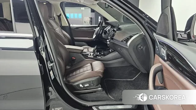 BMW X3 (G01) 2018 Черный из Кореи, фото 2