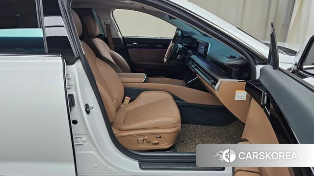 Hyundai Grandeur Hybrid (GN7) 2023 Белый из Кореи, фото 2