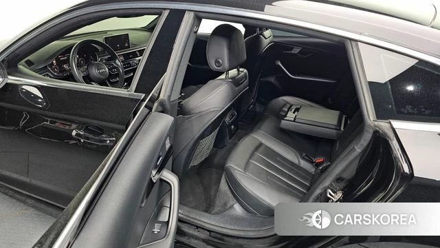 Audi A5 (F5) 2019 Черный из Кореи, фото 2
