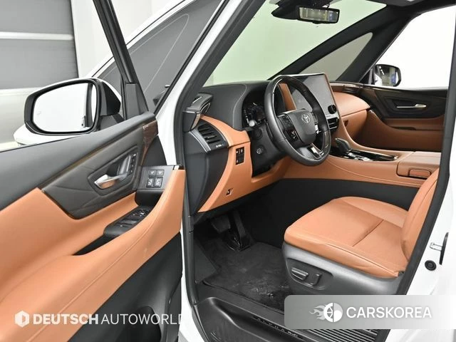 Toyota Alphard 4th Generation 2024 Белый из Кореи, фото 2