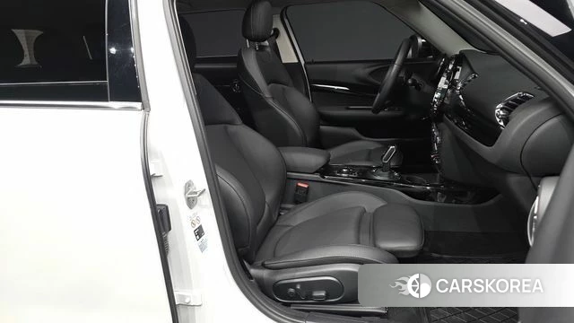 Mini Cooper Clubman 2024 Белый из Кореи, фото 2