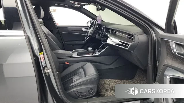 Audi A6 (C8) id 3214174 из Кореи 2