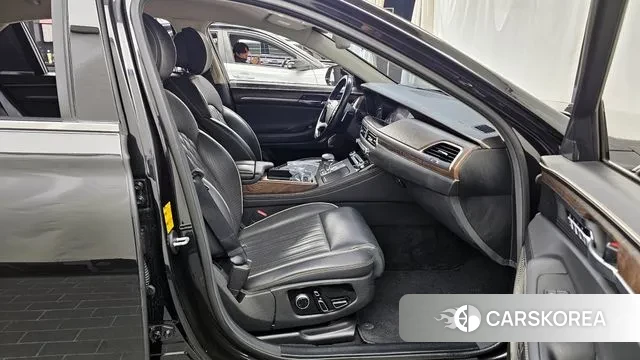 Genesis G90 2018 Черный из Кореи, фото 2