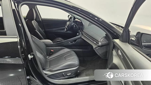 Hyundai Avante (CN7) 2023 Черный из Кореи, фото 2