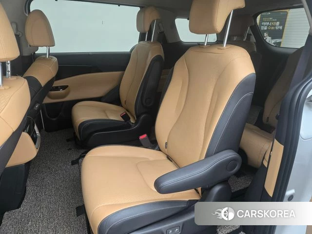 Kia Carnival 4th generation 2022 Белый из Кореи, фото 2