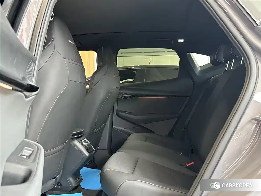 Volkswagen ID. UNYX 2025 Silver/gray из Китая, фото 2