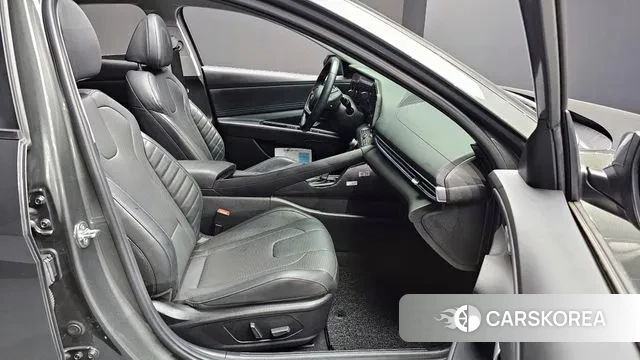 Hyundai The New Avante (CN7) 2023 Серый из Кореи, фото 2