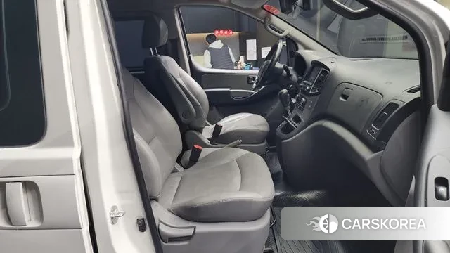 Hyundai The New Grand Starex 2020 Белый из Кореи, фото 2