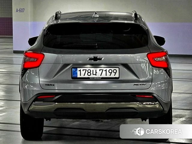 Chevrolet (GM Daewoo) Trax Crossover 2025 Серый из Кореи, фото 2