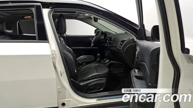 Jeep Compass 2nd Generation 2019 Белый из Кореи, фото 2